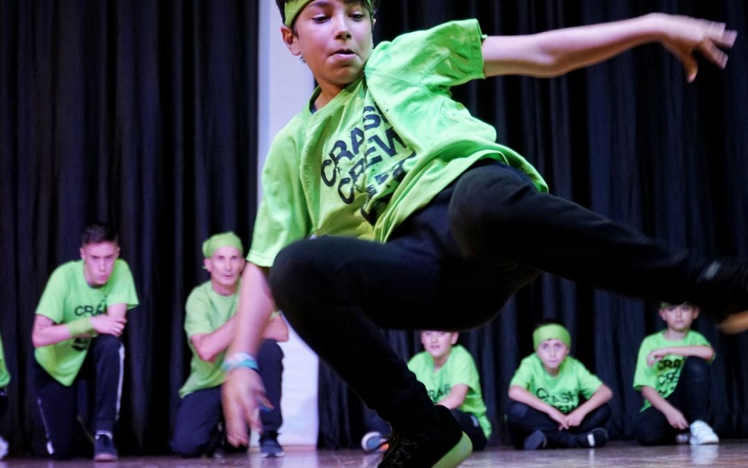 BREAKDANCE